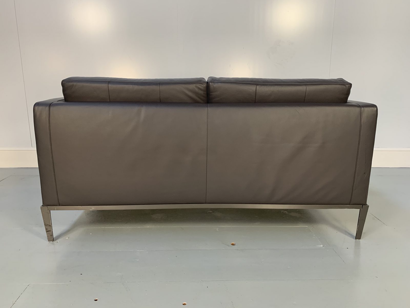 RRP £5,000 - Sublime B&B Italia "AC Lounge ALG152" Compact Sofa In Dark ...