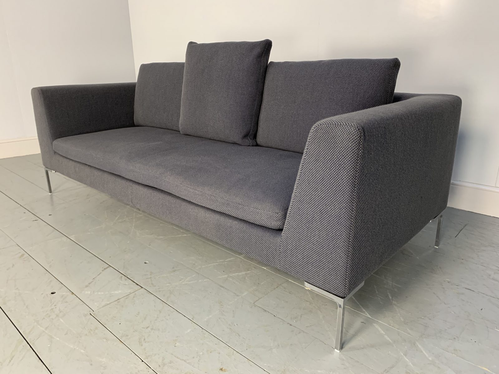 RRP £6000 - Superb B&B Italia "Charles CH230" 3-Seat Sofa In "Tessuto ...