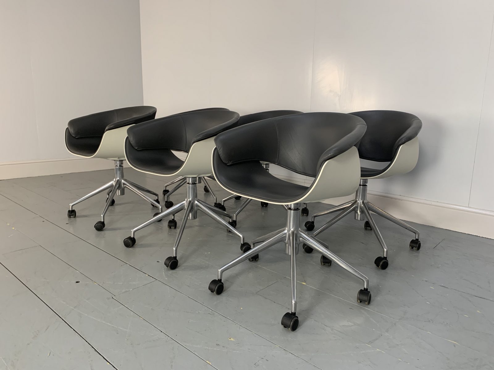 RRP £14,400 - Superb Suite Of 6 B&B Italia "Sina" Armchairs Chairs ...