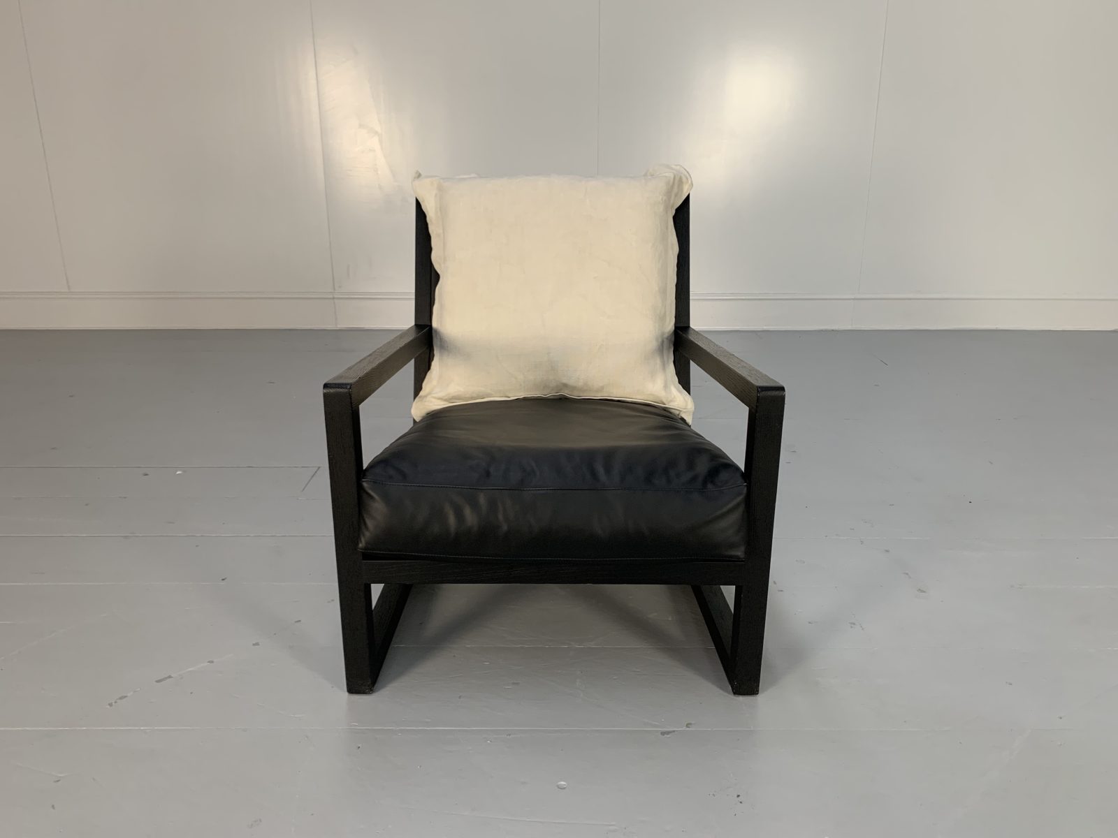 B&B Italia "Maxalto Clio" Armchair - In Black Leather & Linen - RRP £ ...